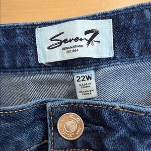 NWT Size 22W Seven7 Loose Straight Jean